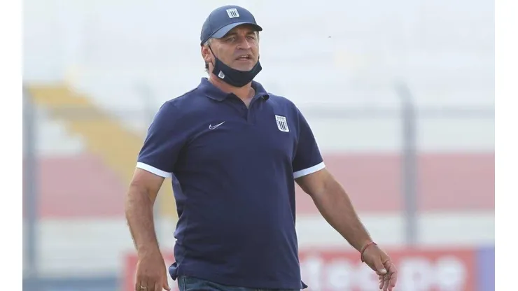 Carlos Bustos llegó a Alianza Lima a inicios de año.