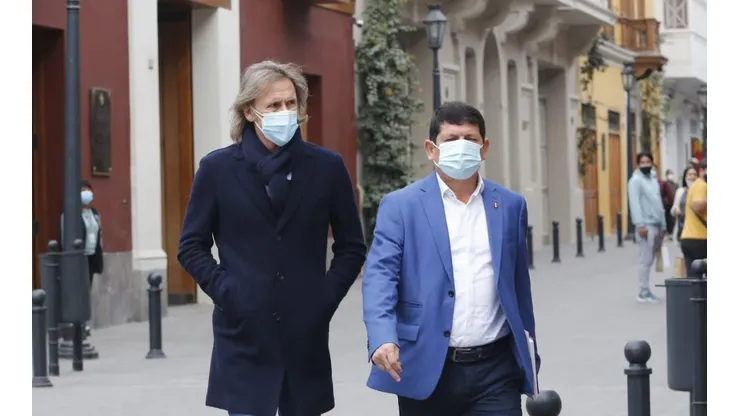 Ricardo Gareca asistió a Palacio de Gobierno hace poco con Lozano.
