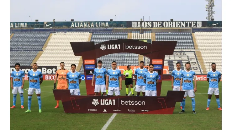 Con Percy Liza, Mosquera manda todo en Sporting Cristal ante la César Vallejo