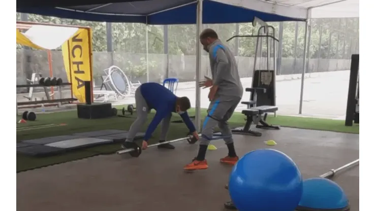 Jefferson Farfán volvió a entrenar a la par del grupo y podría jugar contra Universitario de Deportes