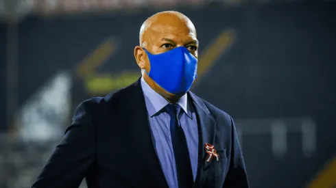 Con Percy Liza desde el arranque: Roberto Mosquera confirmó alineación de Sporting Cristal ante Peñarol