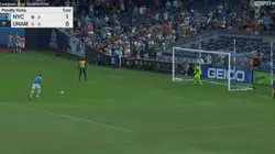 Alexander Callens fue uno de los que falló su tiro desde los 12 pasos.