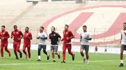 Universitario de Deportes entrena en el estadio Monumental y en Campomar.