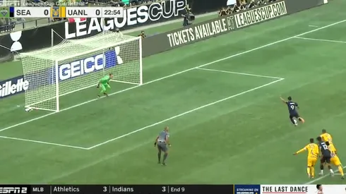 Raúl Ruidíaz es un picador compulsivo de penales.