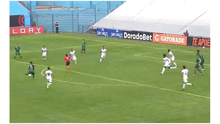 Josepmir Ballón anotó asombroso 'golazo' ante San Martín por la Liga 1