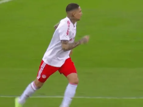 Tuvo minutos: Paolo Guerrero ingresó en la goleada del Inter de Porto Alegre 4-0 ante Flamengo