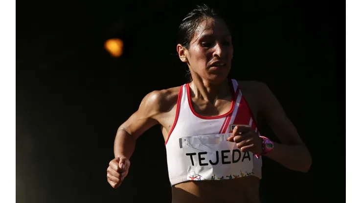 ¿Y así se quejan? La foto de Gladys Tejeda en silla de ruedas tras la maratón femenina de Tokio 2020