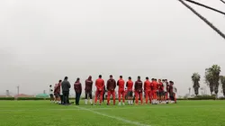 Universitario de Deportes entrena en Campomar.