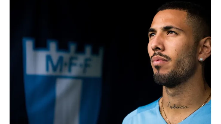 Sergio Peña viene de jugar en el Emmen.