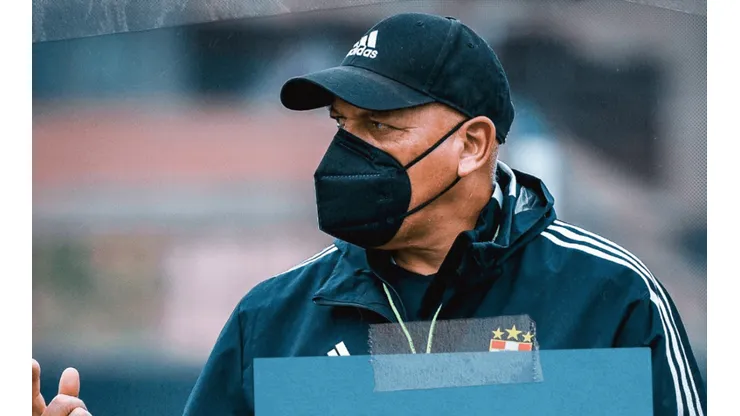 Roberto Mosquera respondió a las palabras de Roberto Martínez: "Es lamentable"