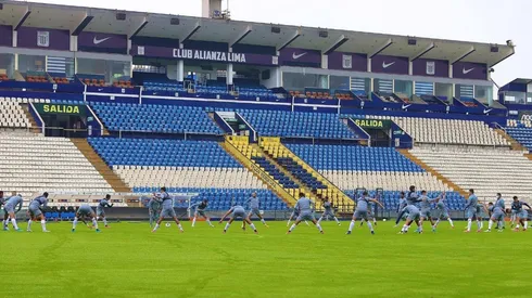Alianza Lima viene entrenando en Matute.
