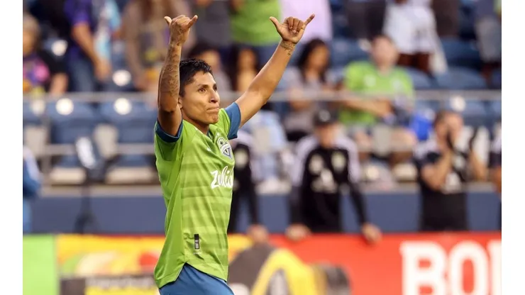 Raúl Ruidíaz fue considerado en el equipo ideal de la MLS tras su golazo desde fuera del área