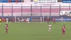 Apertura el marcador: Hernán Novick pone el 1-0 con perfecta definición