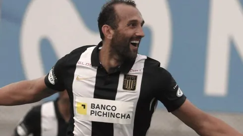 Sigue 'El Pirata': Alianza Lima renovó el contrato de Hernán Barcos hasta la próxima temporada
