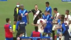 Universitario vs. Alianza Atlético: empujones, encaramientos y el fuerte cruce entre Ascues y Murrugarra
