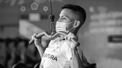 Sin Martín Távara: Roberto Mosquera confirmó alineación para enfrentar como local al Arsenal de Sarandí argentino