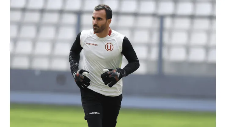 José Carvallo advierte a sus rivales: "Universitario está en la obligación de pelear todos los torneos"