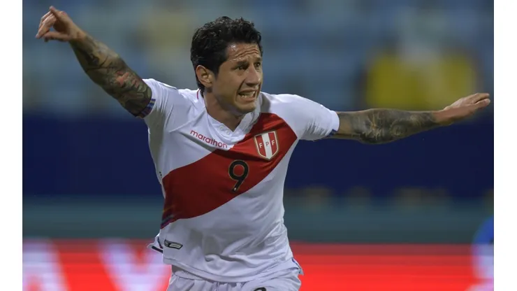 Peru v Paraguay: Quarterfinal - Copa America Brazil 2021