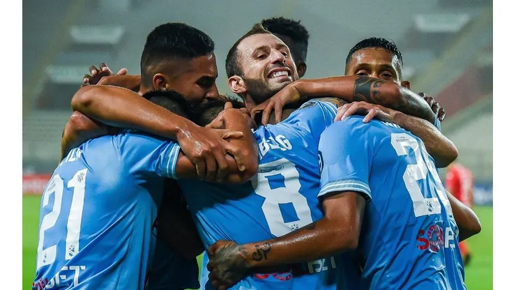 Con la lista de buena fe, Cristal preparado para su duelo ante Arsenal por la Copa Sudamericana