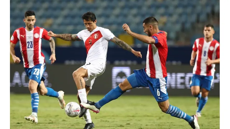 Gianluca Lapadula se jugó uno de sus mejores partidos contra Paraguay.