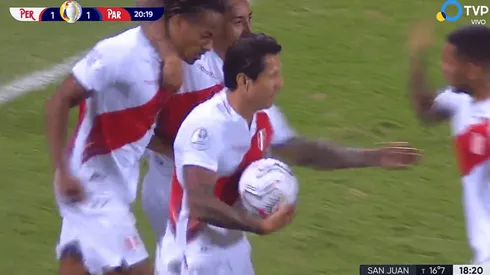Lapadula anotó después de un pase de Carrillo.
