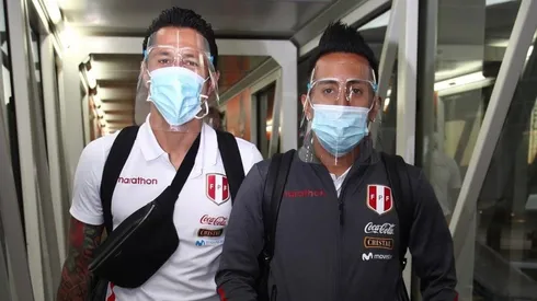 Gianluca Lapadula y Christian Cueva son titulares en la Selección Peruana.