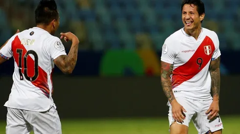 Jugador x Jugador de Perú vs. Paraguay