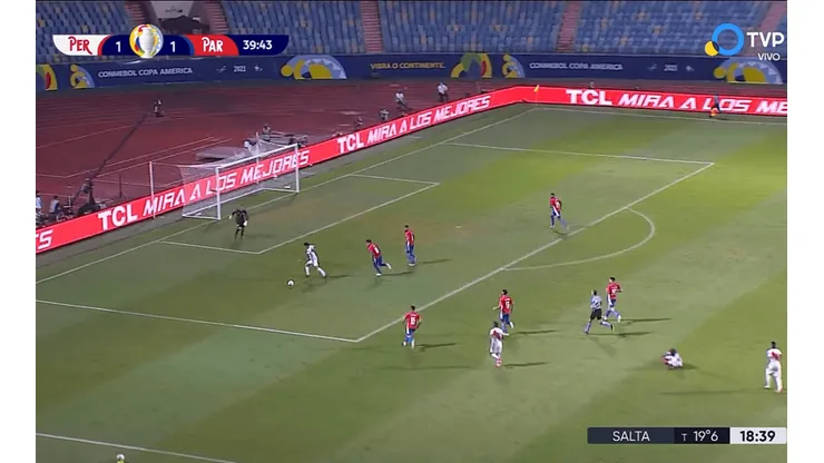 Doblete 'chocolatero': Gianluca Lapadula apareció otra vez para marcar el 2-1