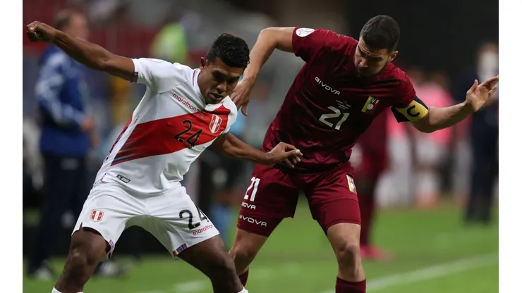 Venezuela v Peru: Group B - Copa America Brazil 2021