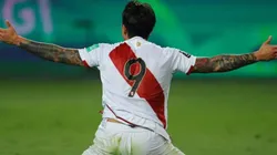 Gianluca Lapadula debutó en noviembre con Perú.