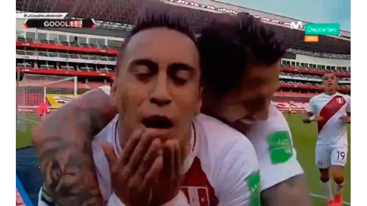 Christian Cueva metió gol en Quito con pase de Lapadula.