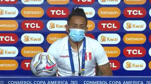 Christian Cueva fue quien habló en la conferencia de prensa.