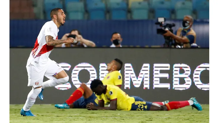 Calló bocas: Sergio Peña se hizo tendencia tras su gol con la Selección Peruana