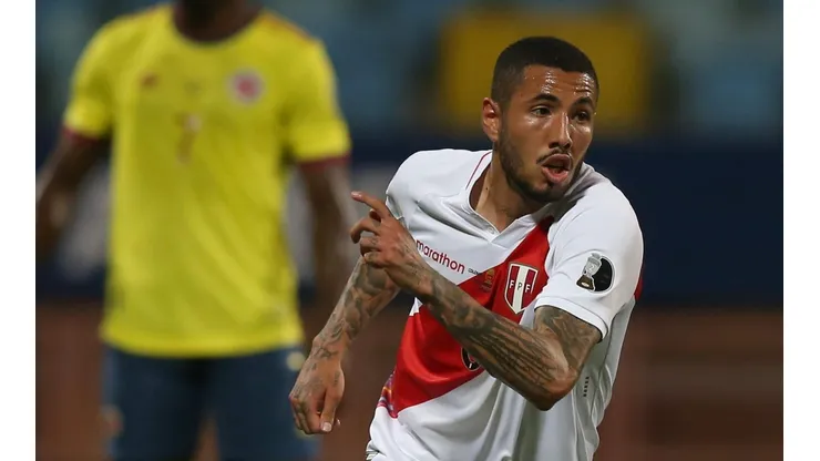 Sergio Peña anotó en el triunfo de Perú por la Copa América.