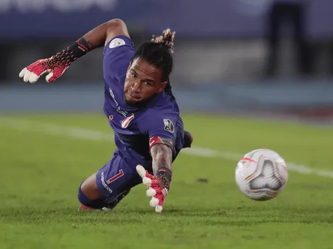 Pedro Gallese encuentra respuesta a la derrota: "El gramado estaba en pésimas condiciones"