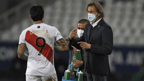 Un cambio sobre la hora: Ricardo Gareca confirma once titular para enfrentar a Colombia