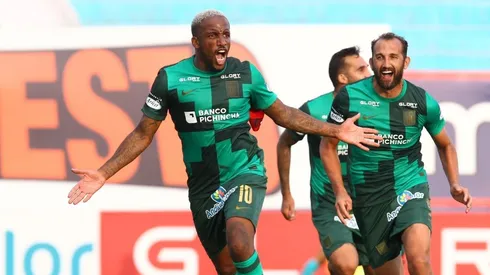 Jefferson Farfán volvió a Alianza después del fallo del TAS.