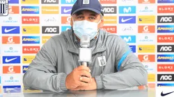 Carlos Bustos es el entrenador de Alianza Lima desde el inicio de año.