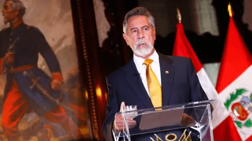 "En días quieren aprobar más de 12 reformas": Francisco Sagasti denuncia al Congreso