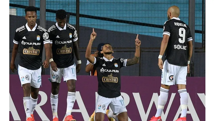 ¿Porqué Sporting Cristal no juega los dieciseisavos de la Copa Bicentenario 2021? (Getty Images)