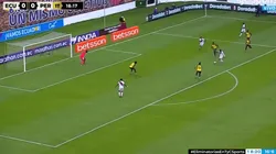 Lapadula dejó solo a Christian Cueva que erró.