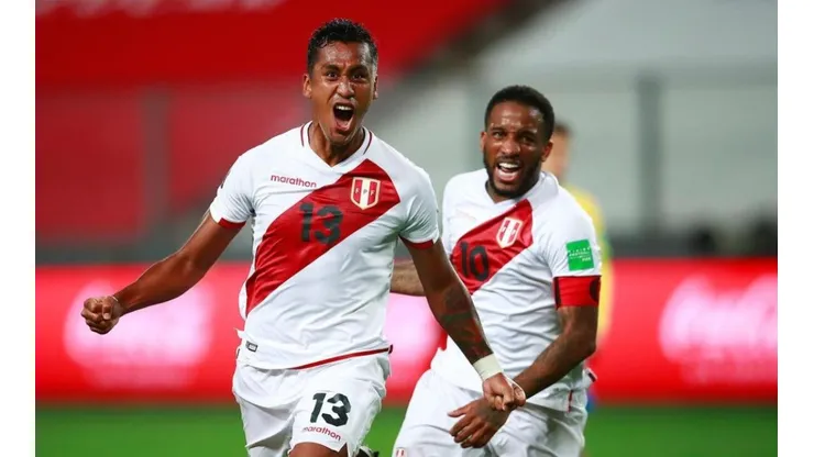 Renato Tapia es uno de los jugadores más importantes de la Selección.