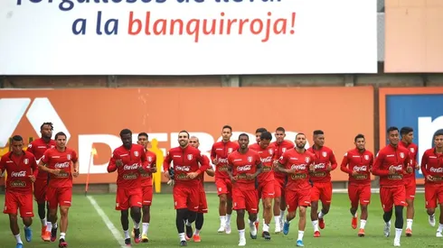 La Selección Peruana entrena en la Videna de San Luis.