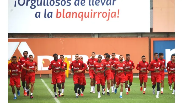 La Selección Peruana entrena en la Videna de San Luis.