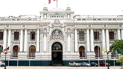 El Congreso de la República queda en la avenida Abancay.