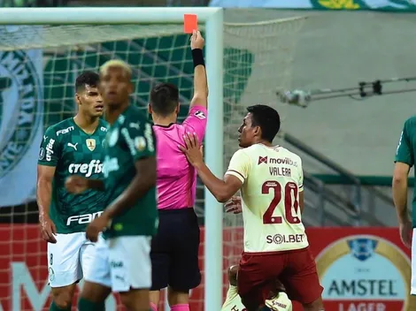 Narrador de Fox Sports criticó al árbitro chileno por expulsión de Quintero