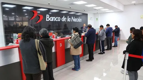 Ir al Banco de la Nación es una de las opciones para pagar la multa.