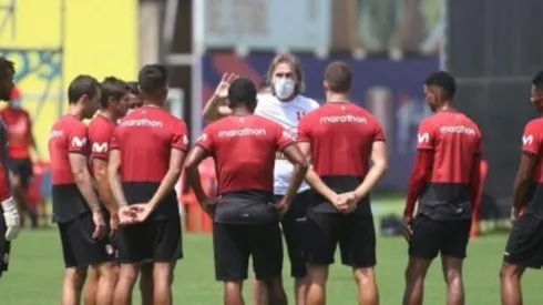 Ricardo Gareca también manifestó que se debería respetar el orden previsto.