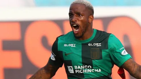 Farfán aclaró en sus redes sociales que no se retiró.