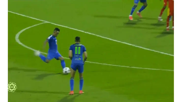 Christian Cueva llegó a Arabia después de rescindir en Turquía.